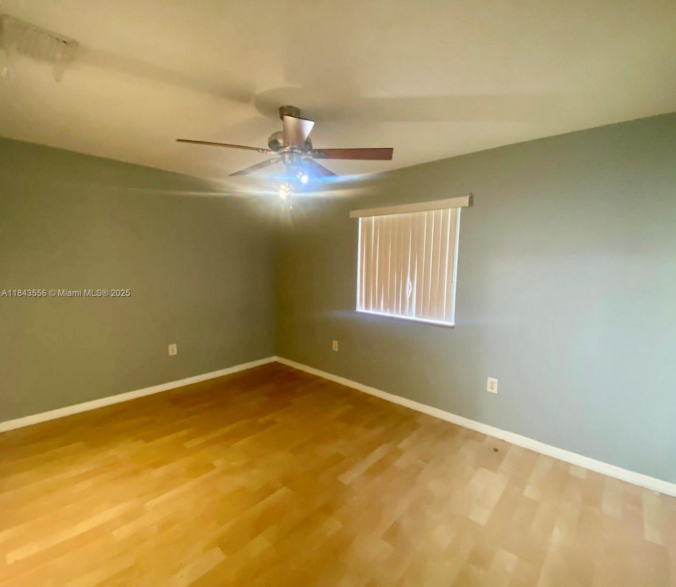 AQUA VISTA TOWNHOMES COND - Residential Lease