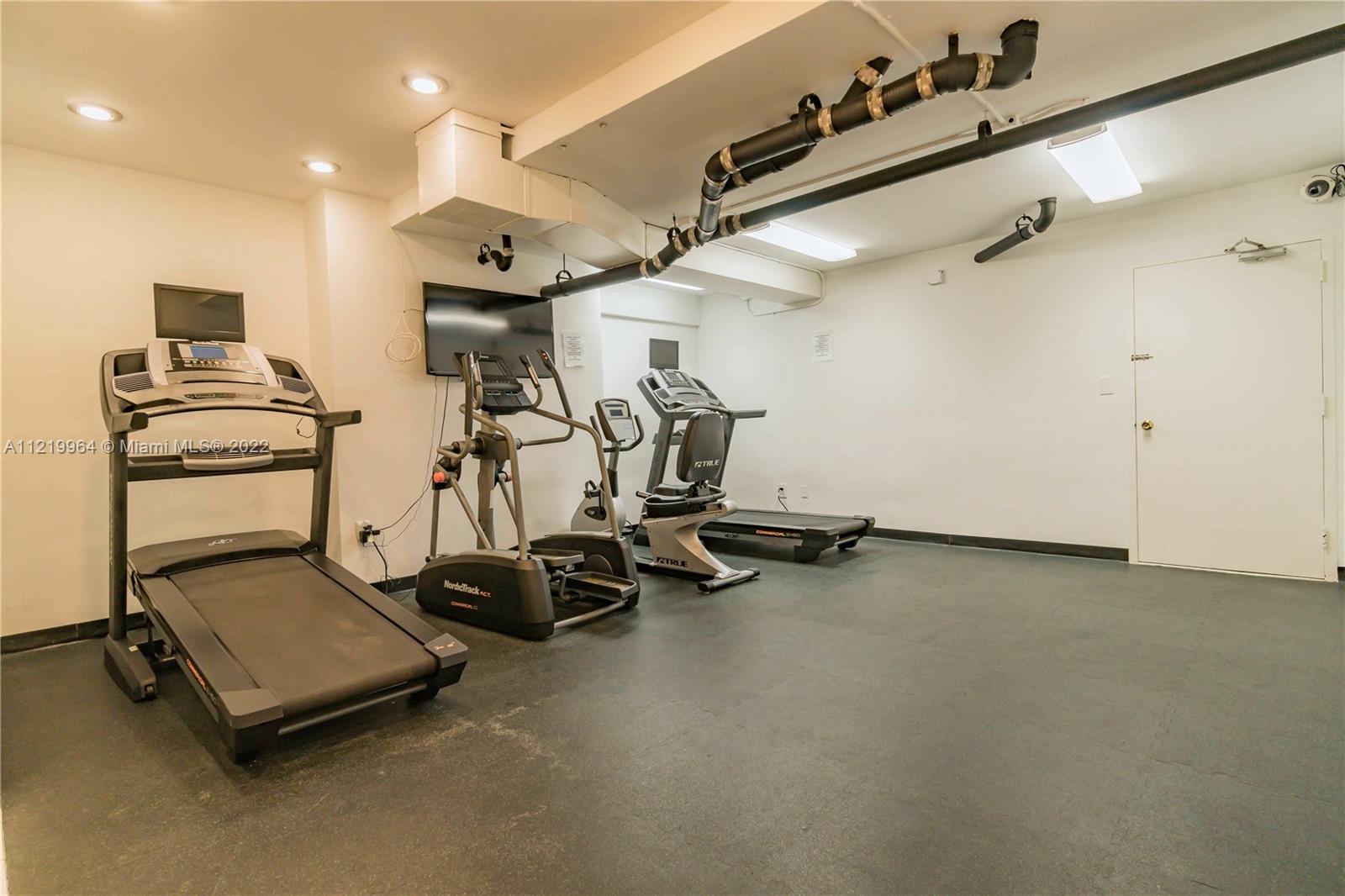 TOWER FORTY ONE CONDO - Residential Lease