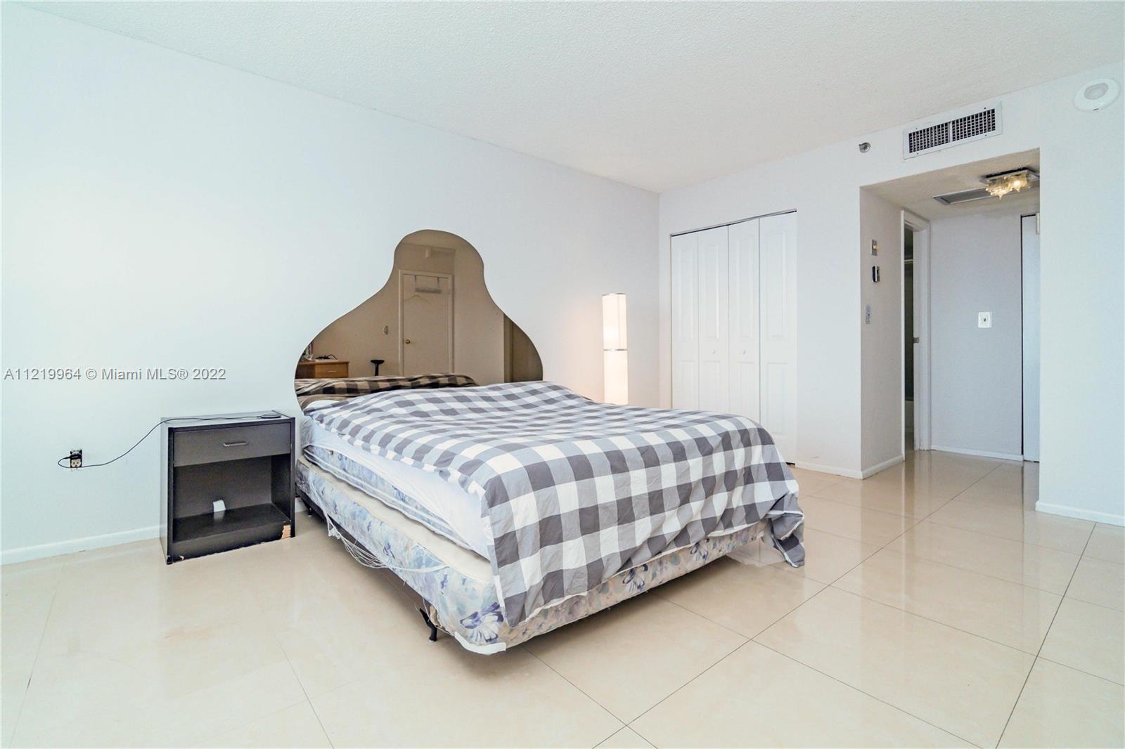 TOWER FORTY ONE CONDO - Residential Lease