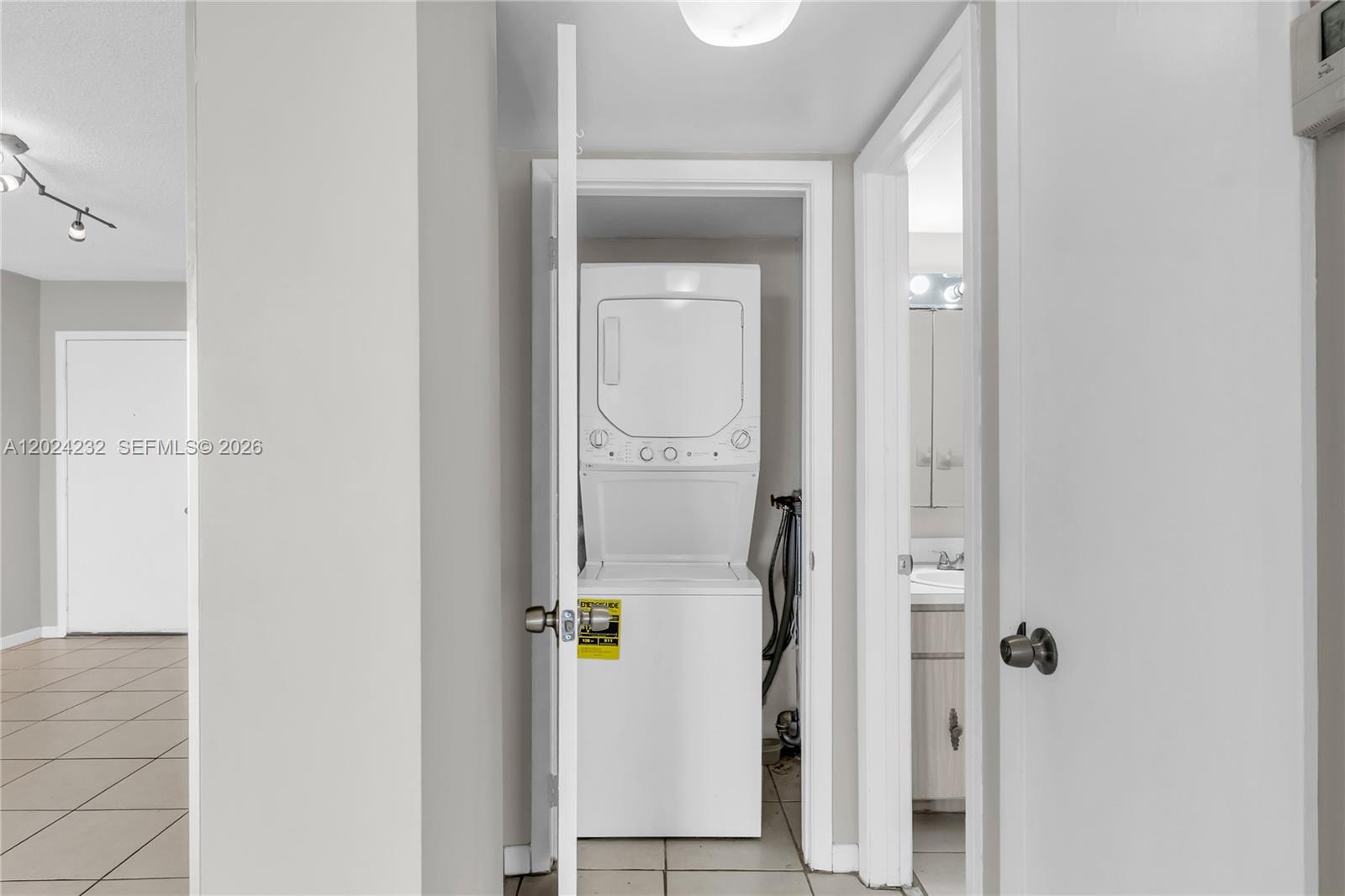 PARKVIEW CONDO NO 2 - Residential