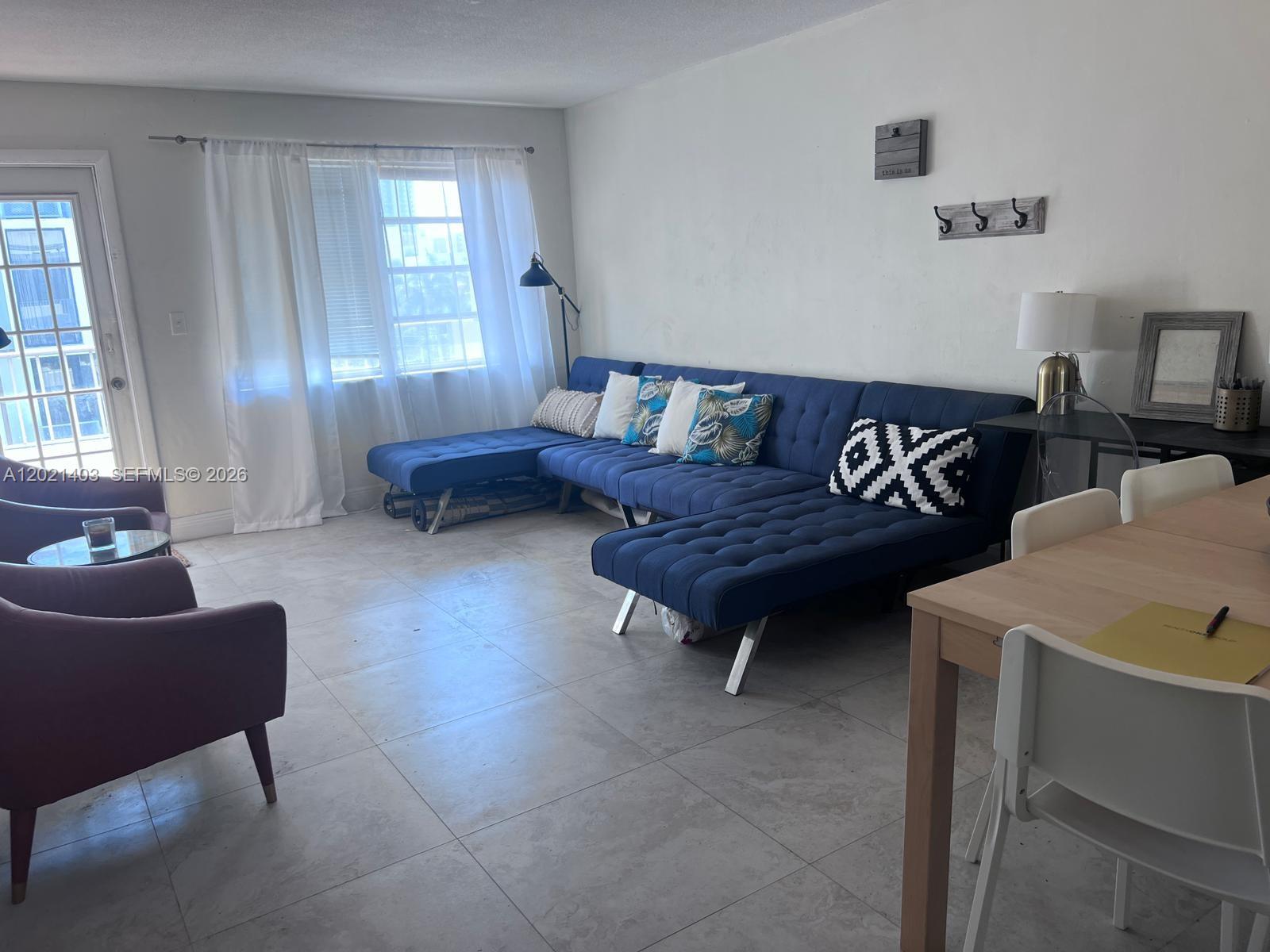 528 Meridian Ave 503