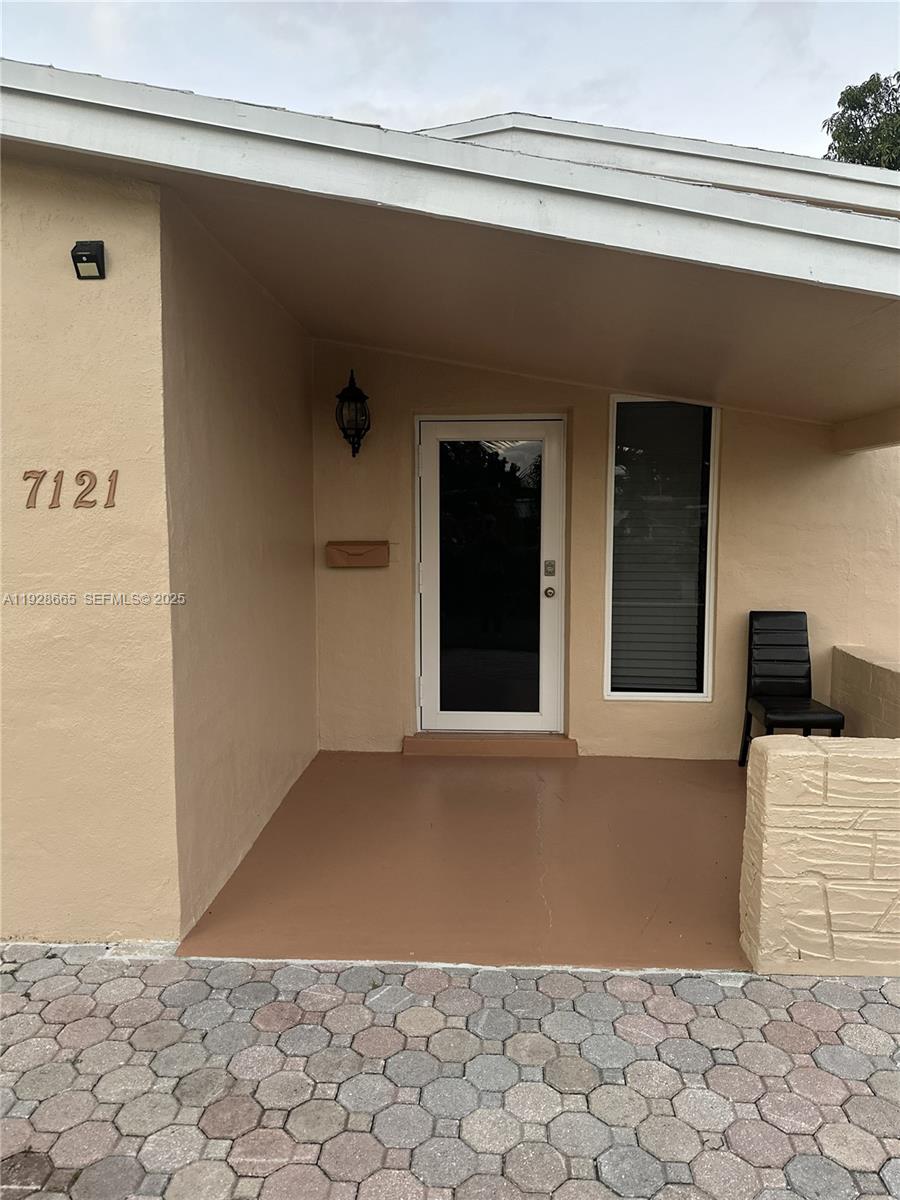 HERITAGE HOMES - Residential Lease