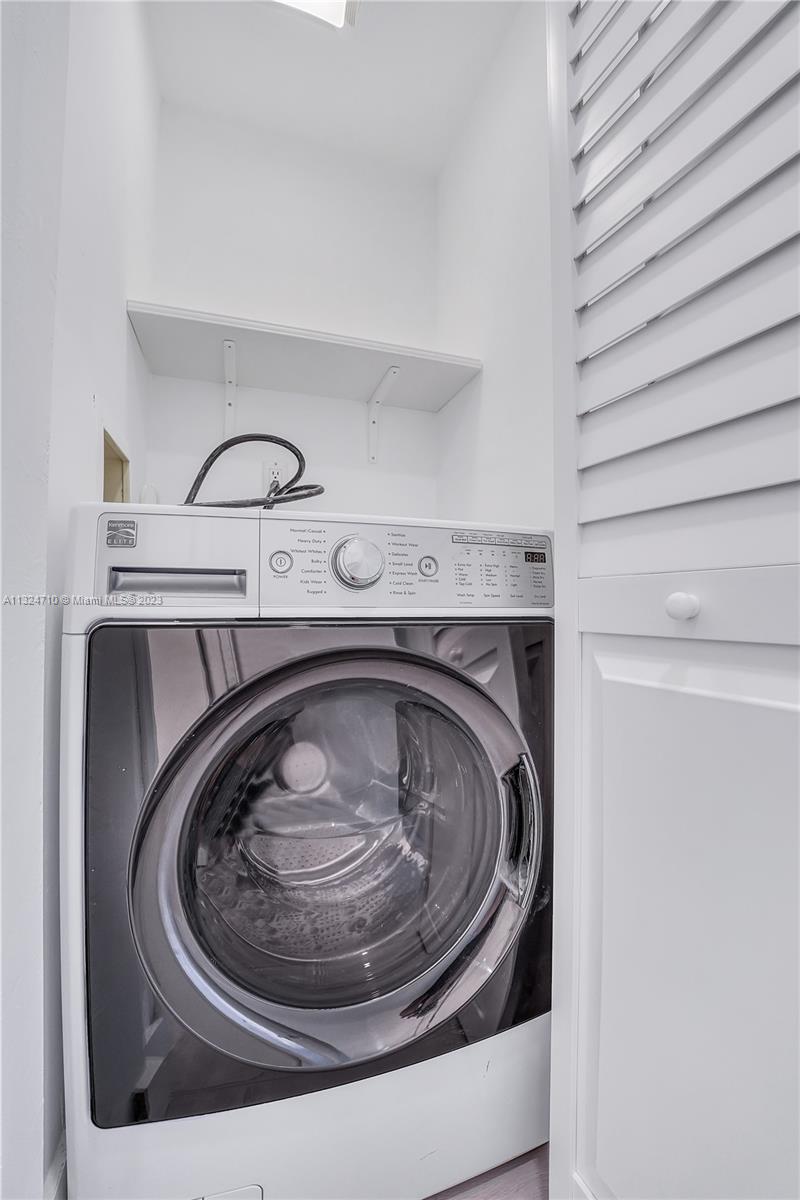 KEY COLONY NO 1 - Residential Lease