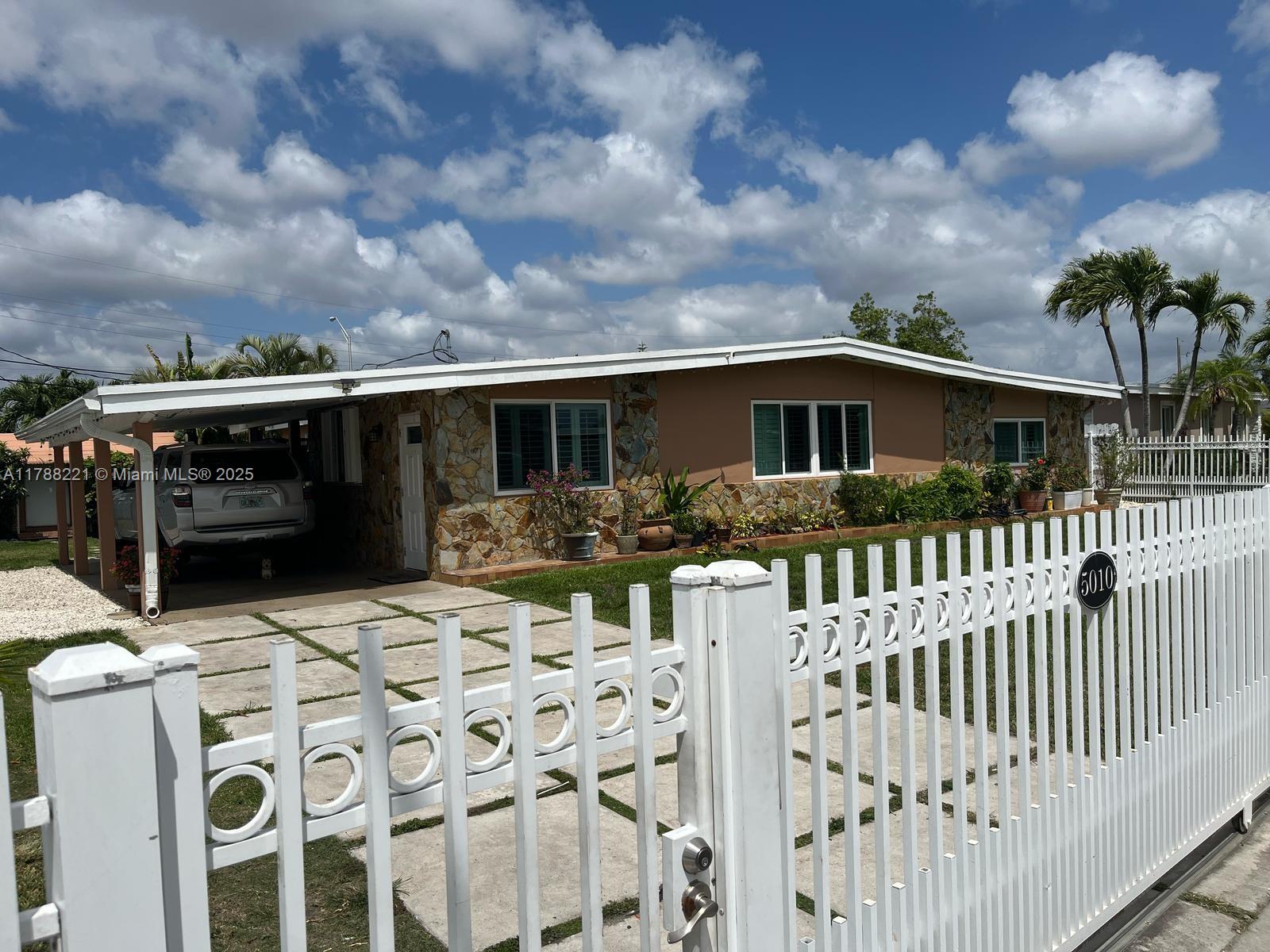 Property for Sale at 5010 Sw 111th Ave, Miami, Broward County, Florida - Bedrooms: 4 
Bathrooms: 3  - $826,000