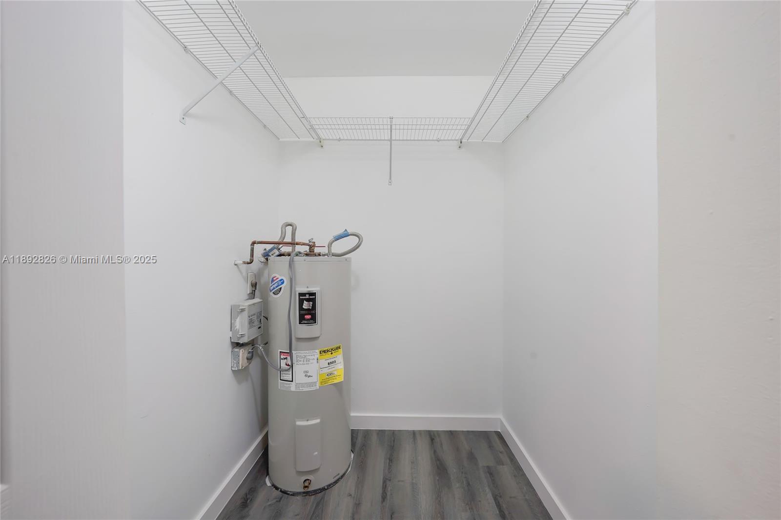 CAMBRIDGE - Residential Lease