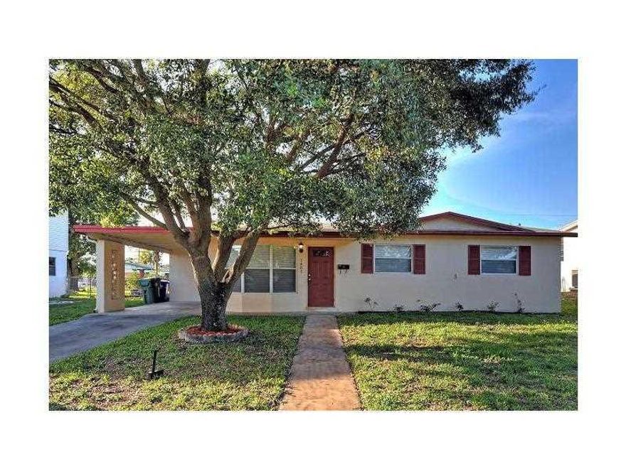 GREAT POOL HOME, PETS WELCOME WITH $25.00 MONTHLY PET RENT & $250.00 PET DEPOSIT, THE SECURITY DEPOSIT IS BASED ON CREDIT SCORE & RENTAL HISTORY, CAN RANGE FROM $1000-2 MONTHS RENT, $45.00 APPLICATION FEE PER PERSON, MINIMUM 525 FICO,DOCUMENTED INCOME REQ UIRED WITH 3 MONTHS RECENT PAY STUBS SHOWING YEAR TO DATE EARNINGS & W-2 FROM PREVIOUS YEAR,LISTED RENT BASED ON A 2 YEAR LEASE WITH 3% INCREASE IN THE 2ND 12 MONTHS OF LEASE, RENT WASHER/DRYER $65.00 PER MONTH  THERE IS A $95.00 POOL MAINTENANCE FEE