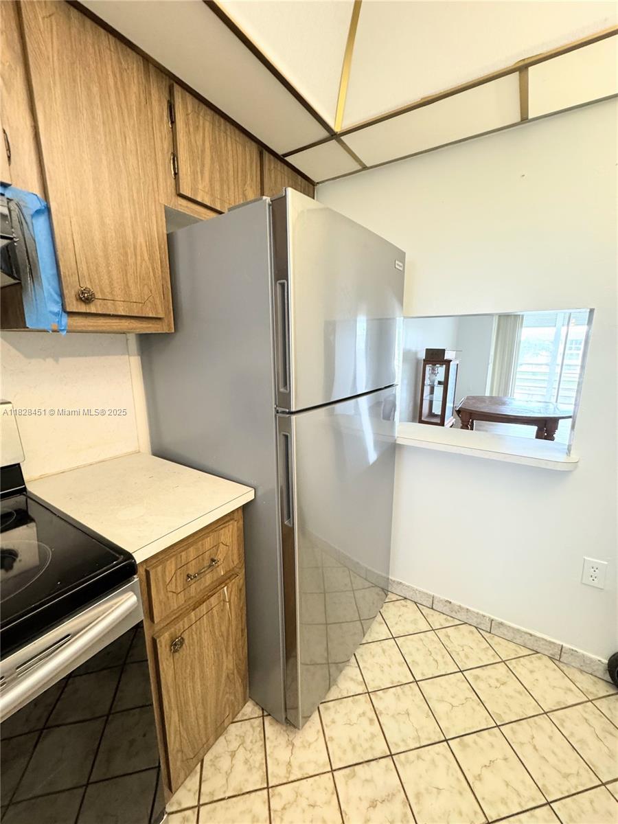 8435 Sunrise Lakes Blvd 302