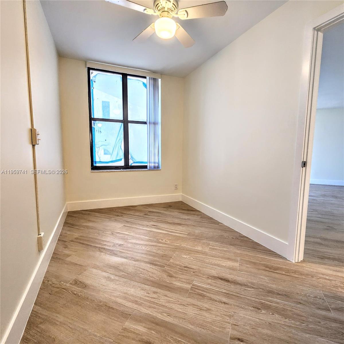 TOWER AT BISCAYNE COVE CO - Residential Lease