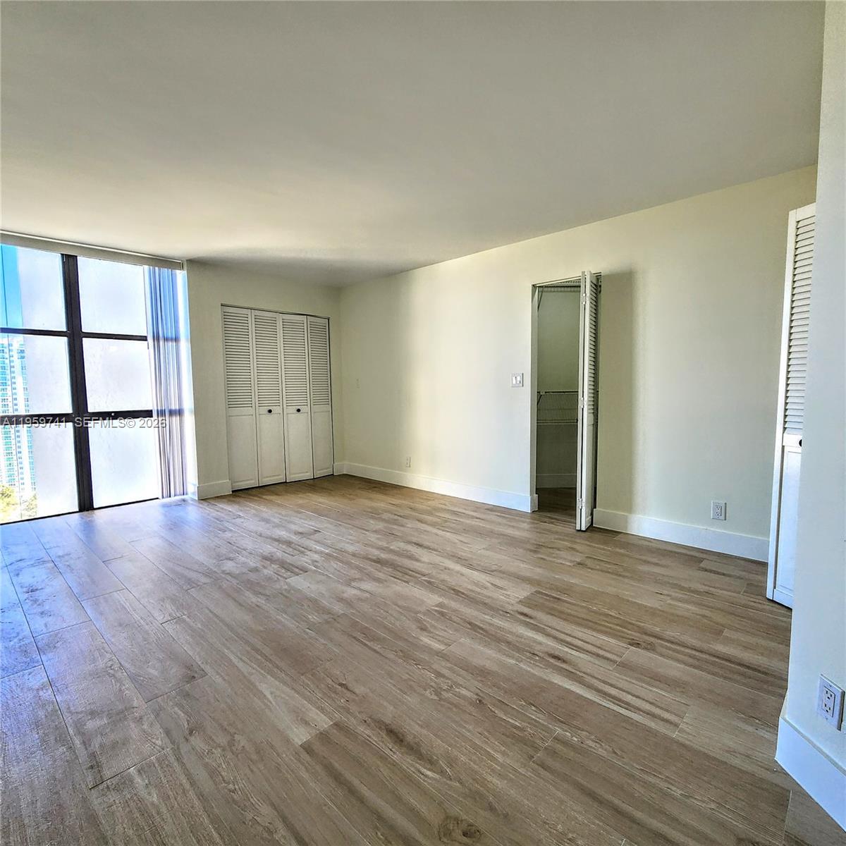 TOWER AT BISCAYNE COVE CO - Residential Lease