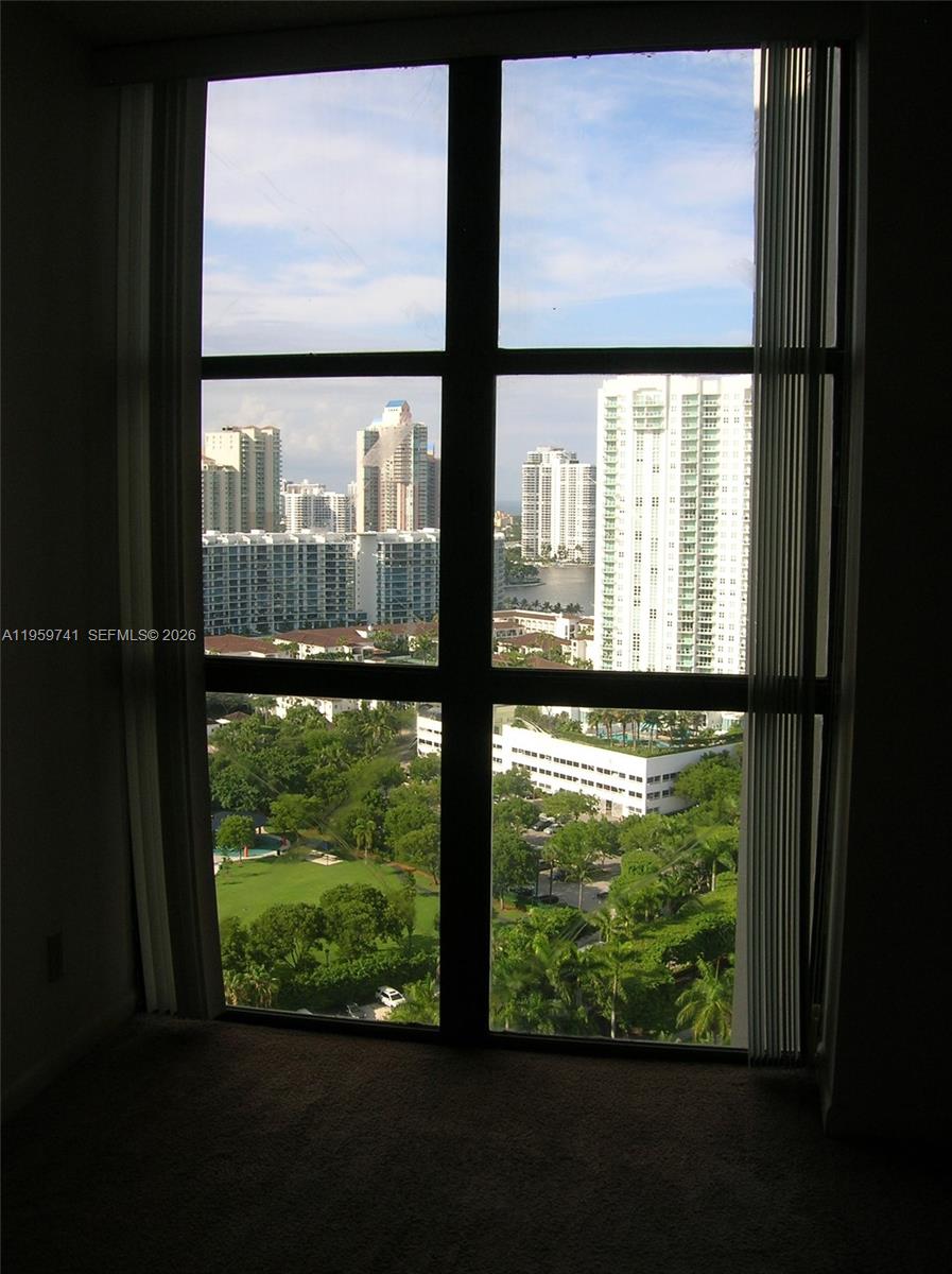 TOWER AT BISCAYNE COVE CO - Residential Lease