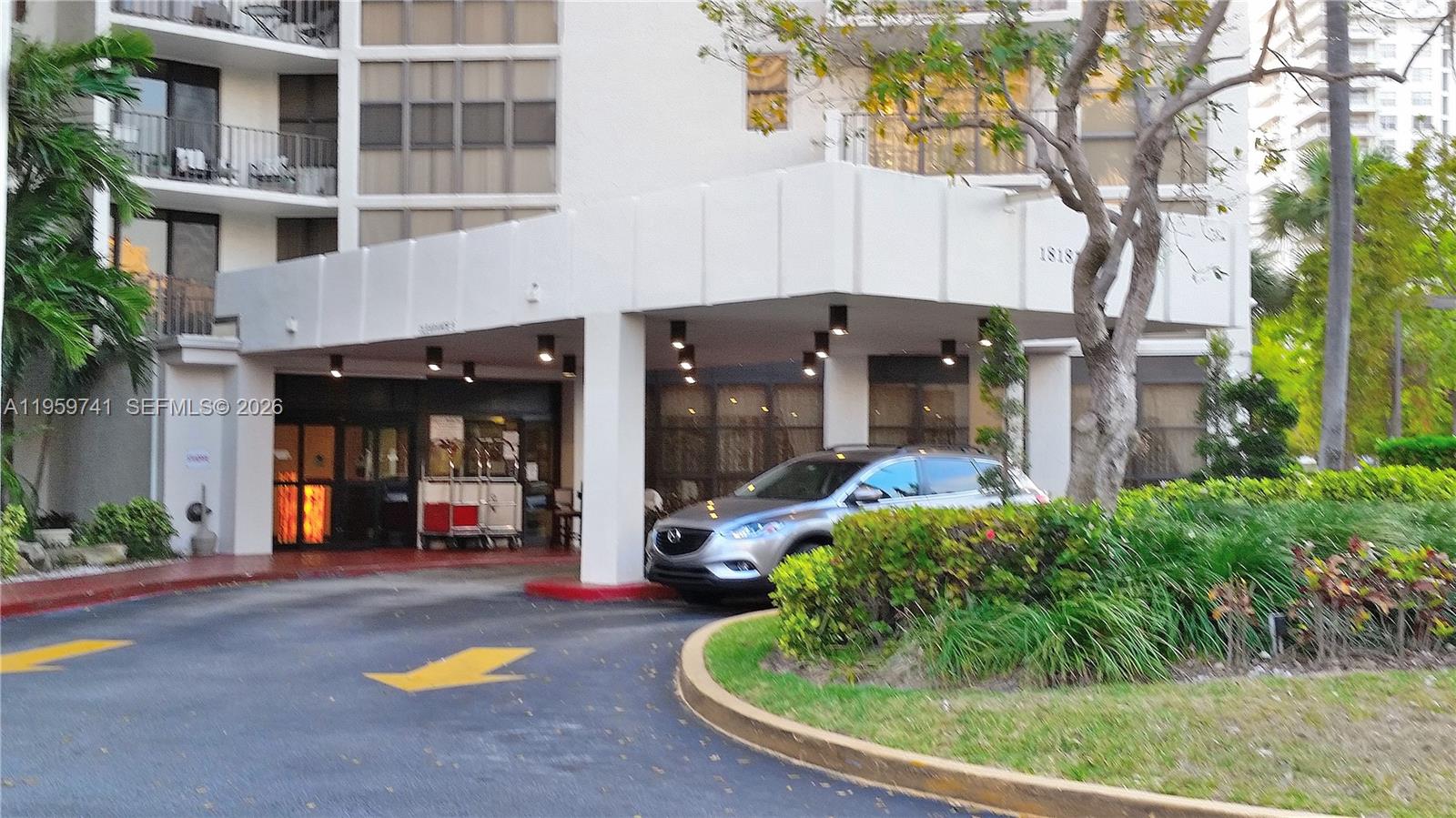 TOWER AT BISCAYNE COVE CO - Residential Lease