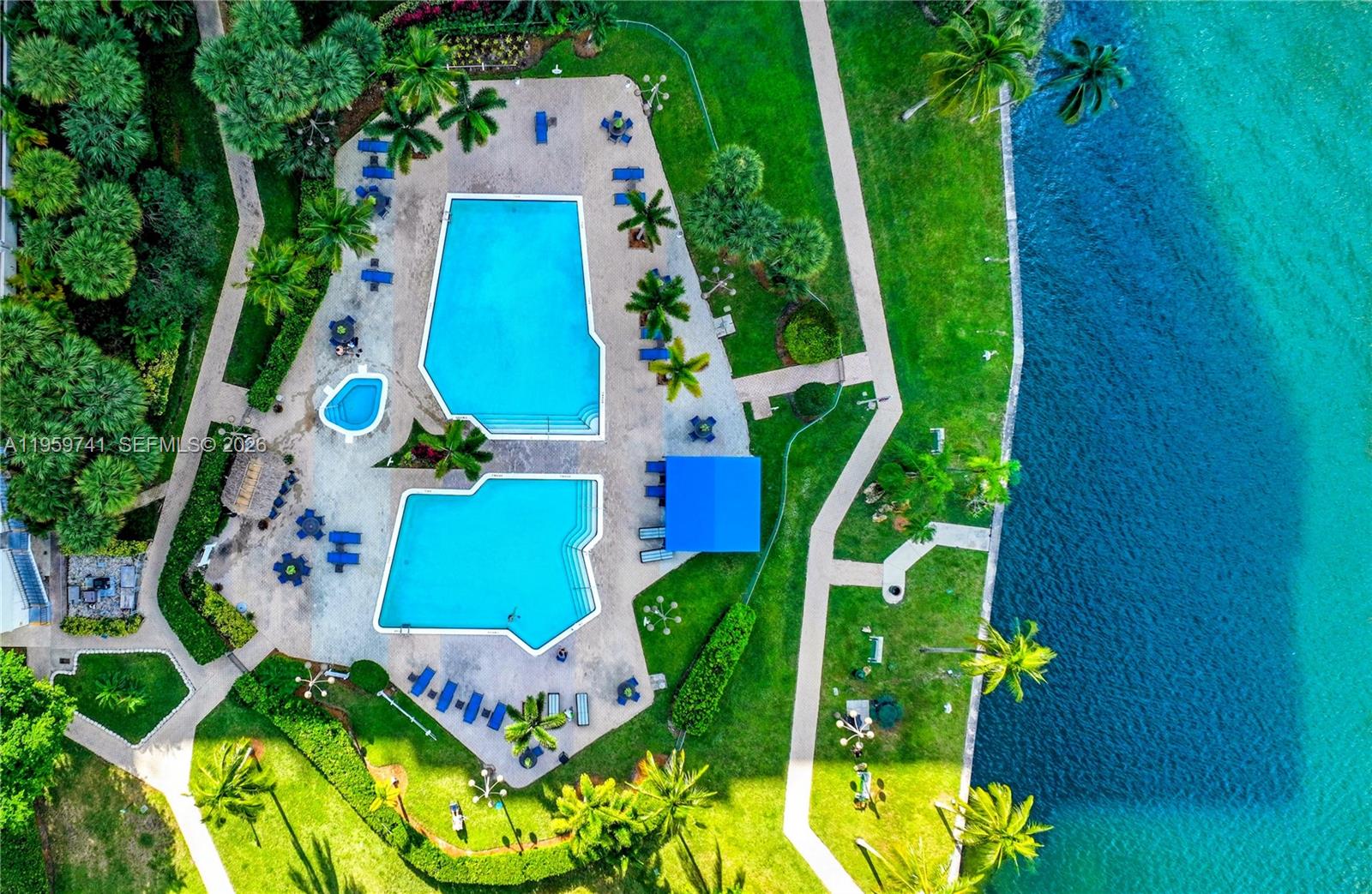 TOWER AT BISCAYNE COVE CO - Residential Lease