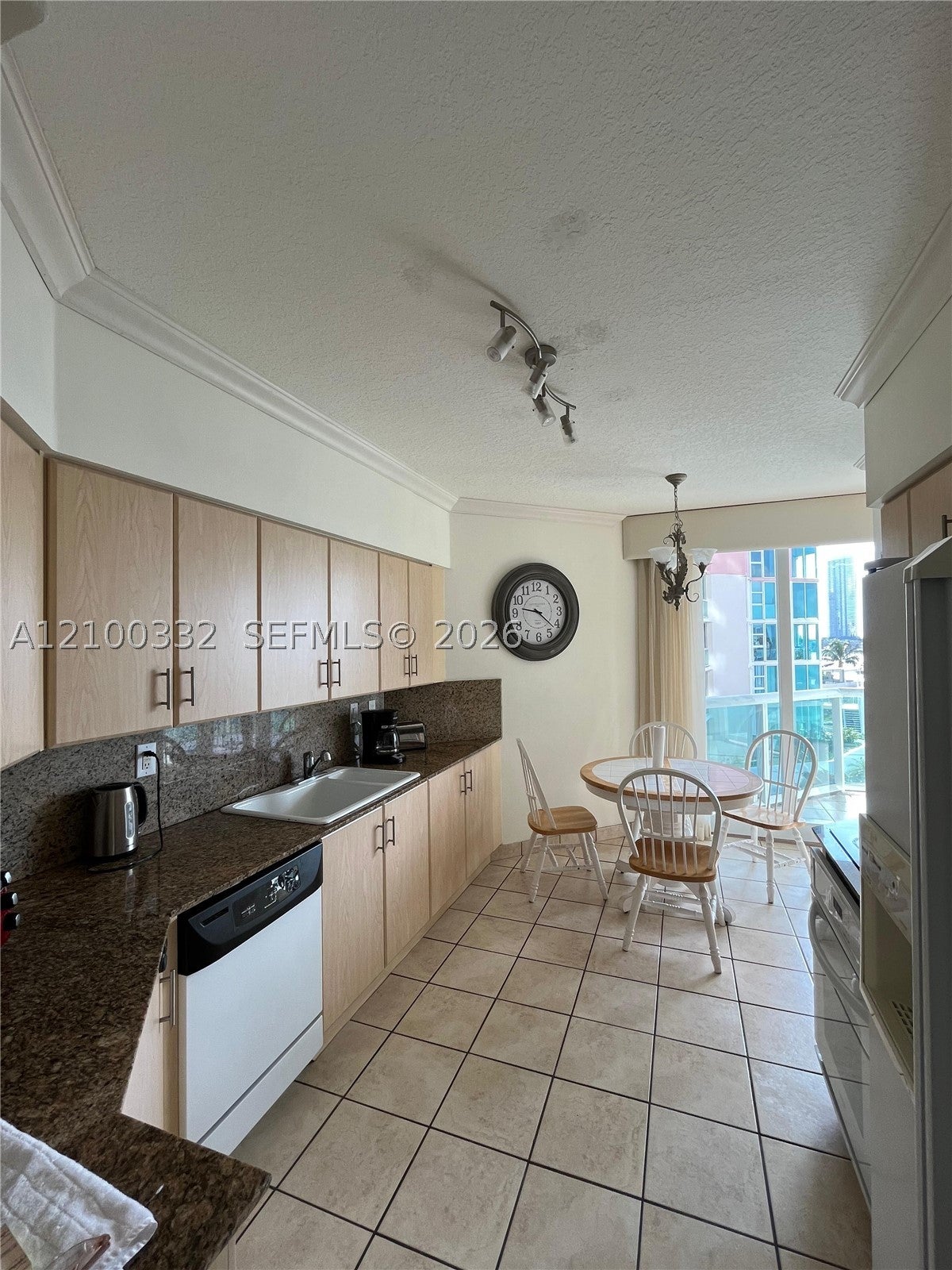 3370 Hidden Bay Dr 612