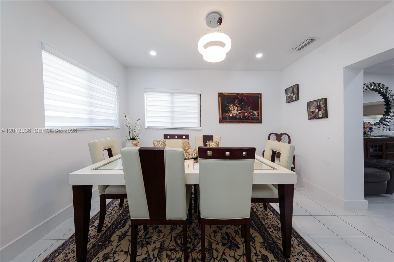 POINT ROYALE SEC THREE - Residential Lease