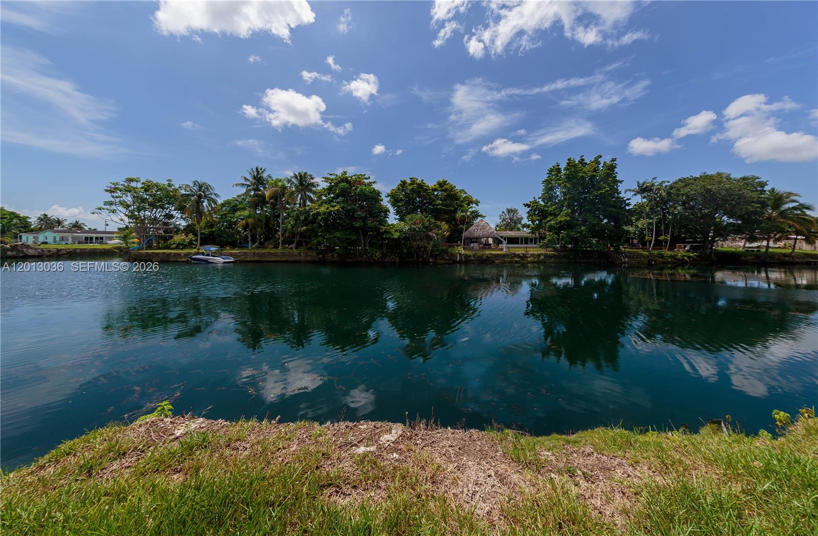 POINT ROYALE SEC THREE - Residential Lease