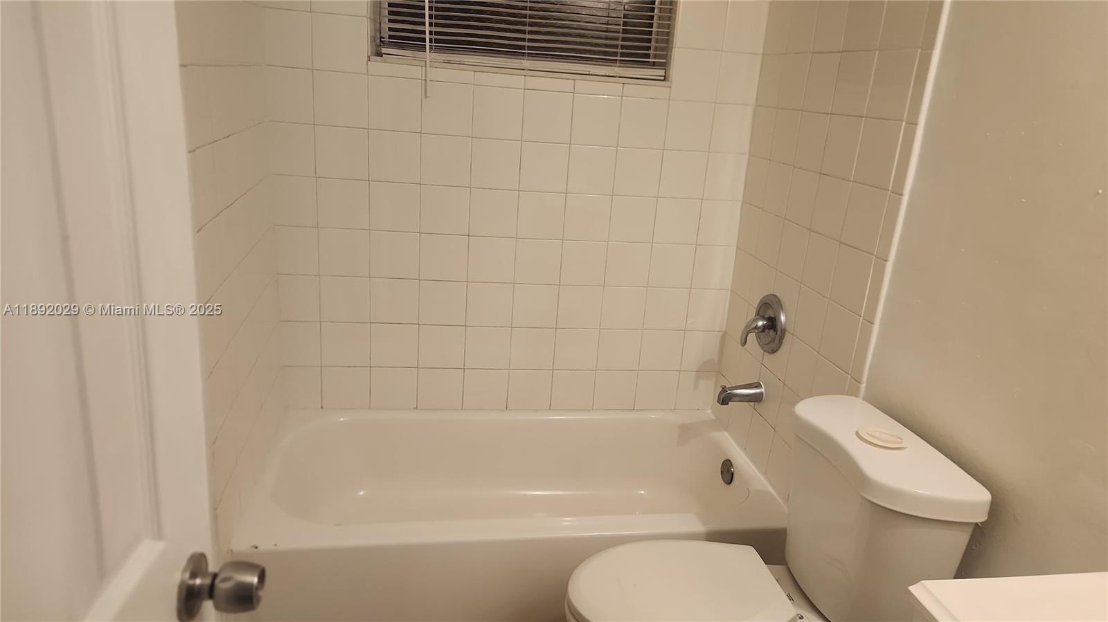 WASHINGTON PARK FOURTH AD - Residential Lease