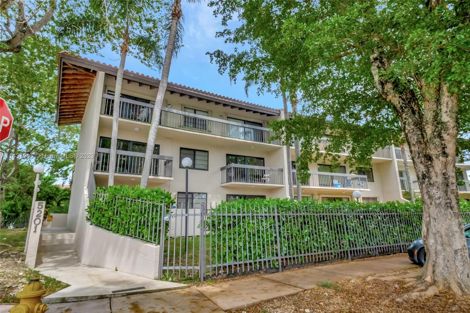 FUTURA SANSOVINO CONDO - Residential