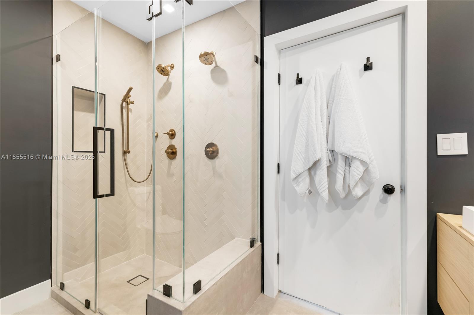 BELLE MEADE 1ST ADDN - Residential