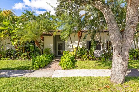 7630 NE 8th Ave Miami FL 33138