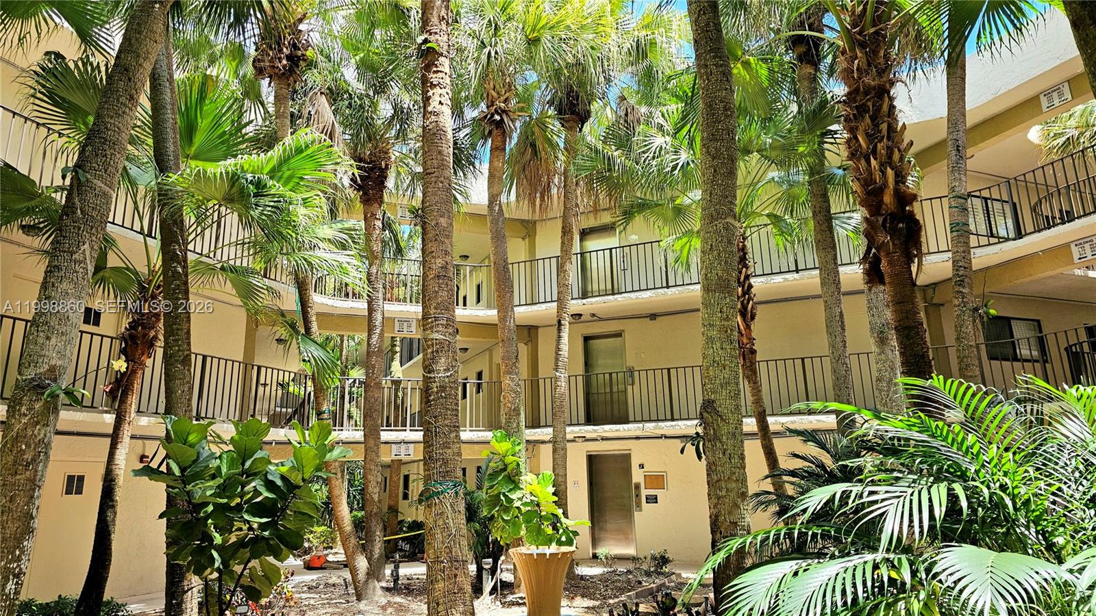 THE HORIZONS CONDO #7 - Residential Lease