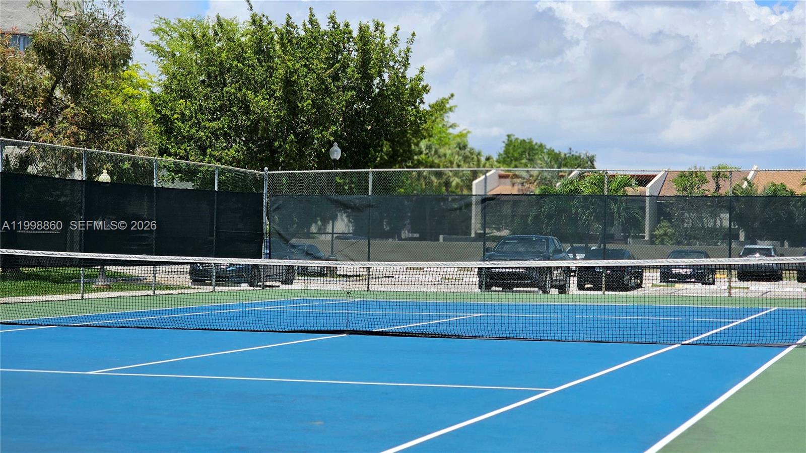 THE HORIZONS CONDO #7 - Residential Lease