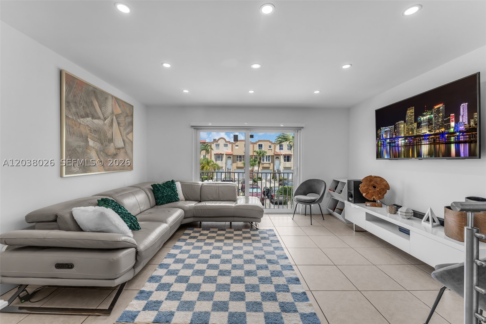 460 NW 86th Pl 101