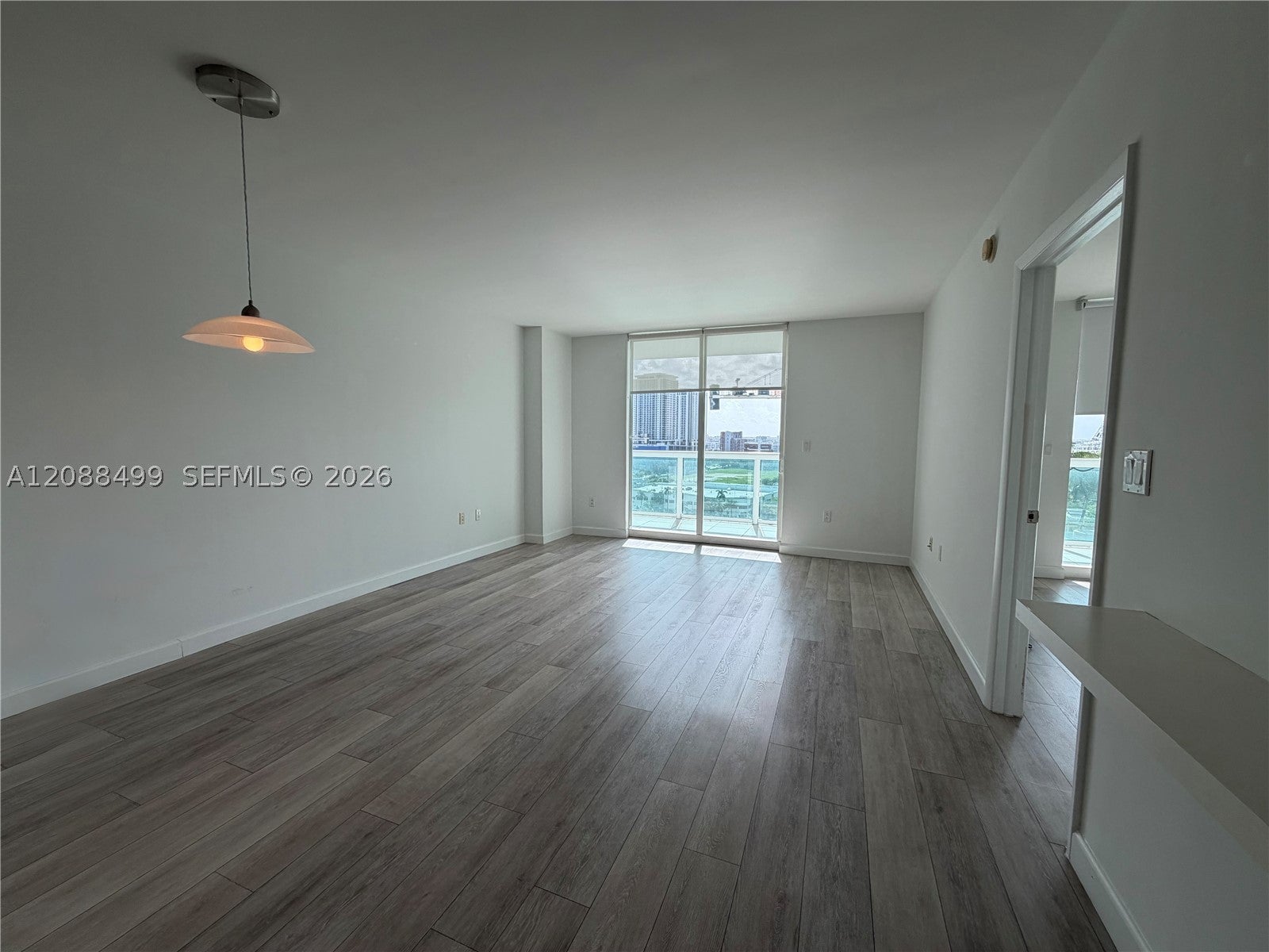 1800 N Bayshore Dr 1608