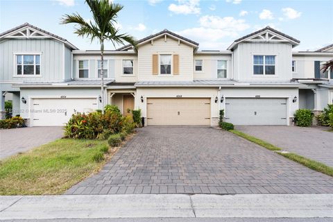 4248 Ficus St Hollywood FL 33021