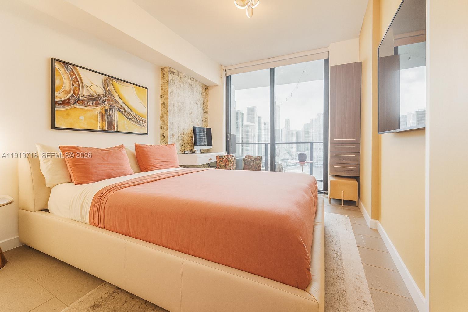 1600 NE 1st Ave 2009