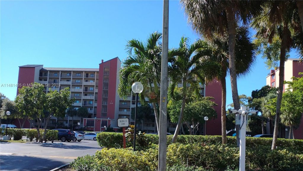Photo of 2200 S Cypress Bend Dr #604, Pompano Beach, FL 33069 (MLS # A11481405)
