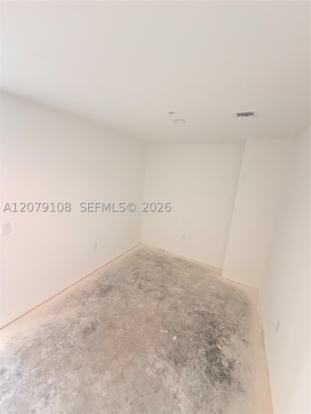 1170 E Hallandale Beach 403