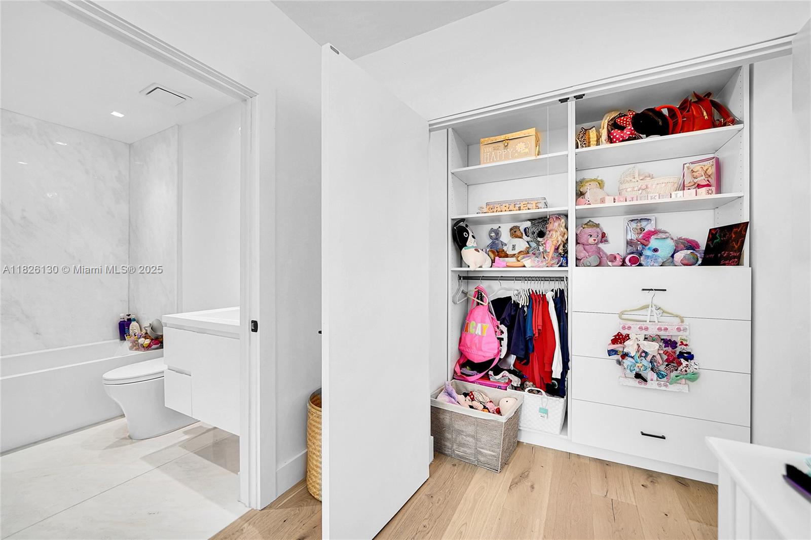 PARK VIEW ISLAND - Residential