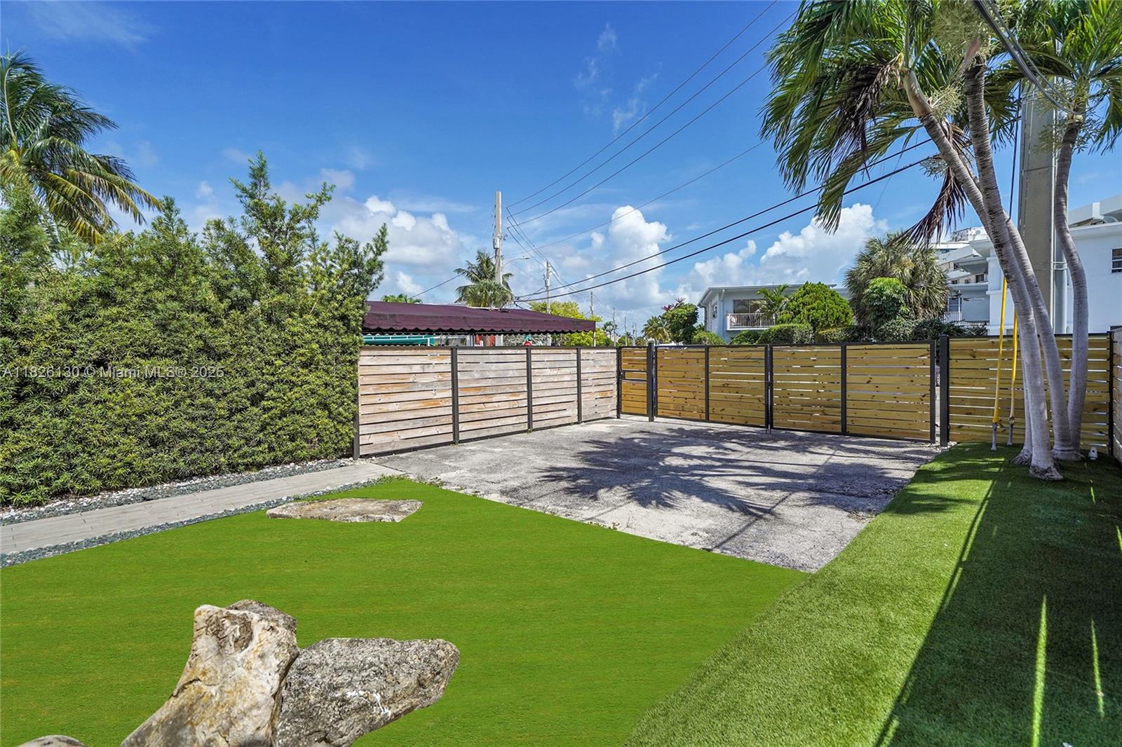 PARK VIEW ISLAND - Residential