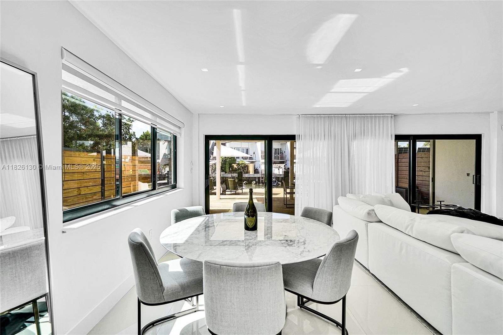 PARK VIEW ISLAND - Residential