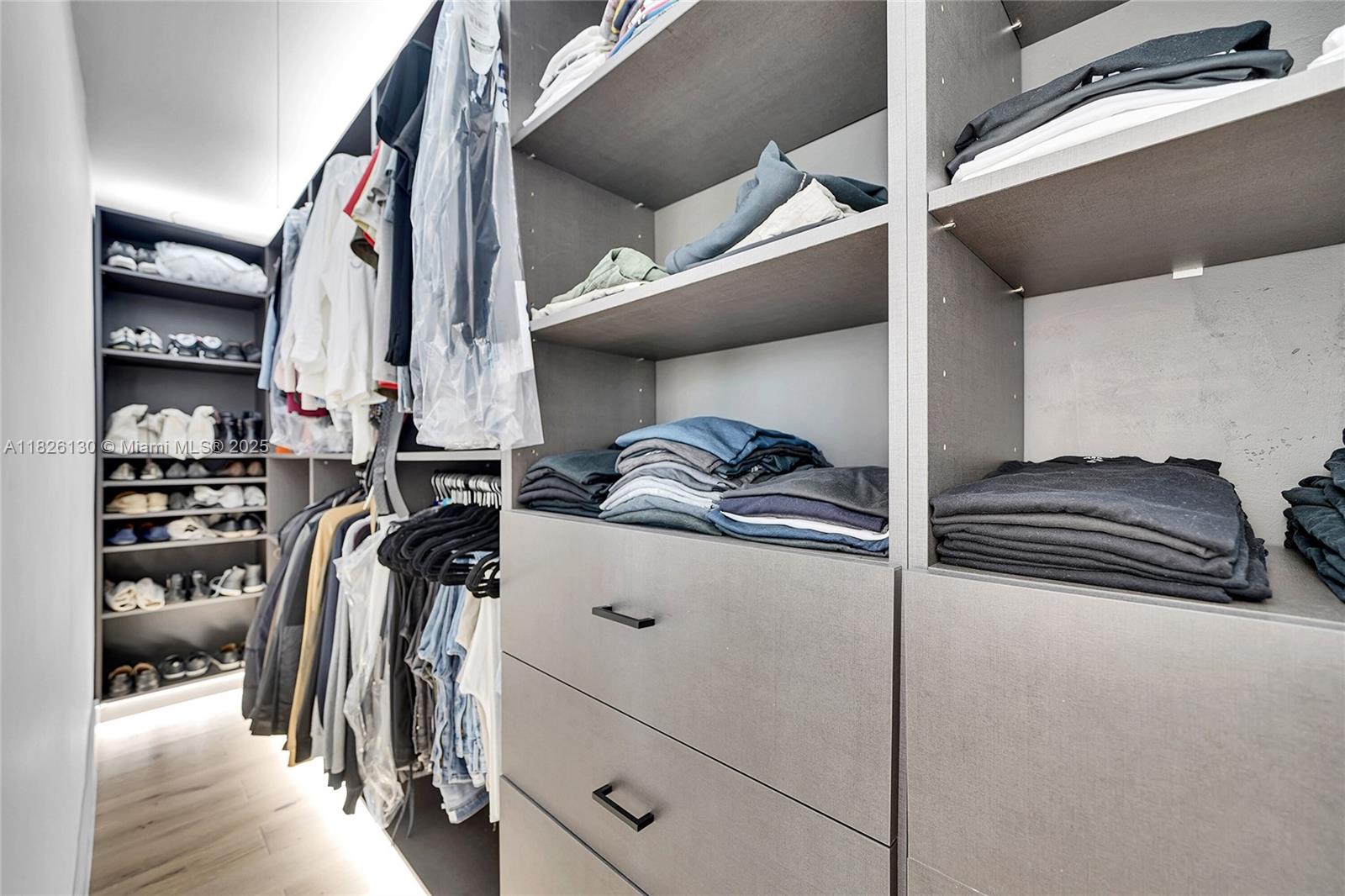 PARK VIEW ISLAND - Residential