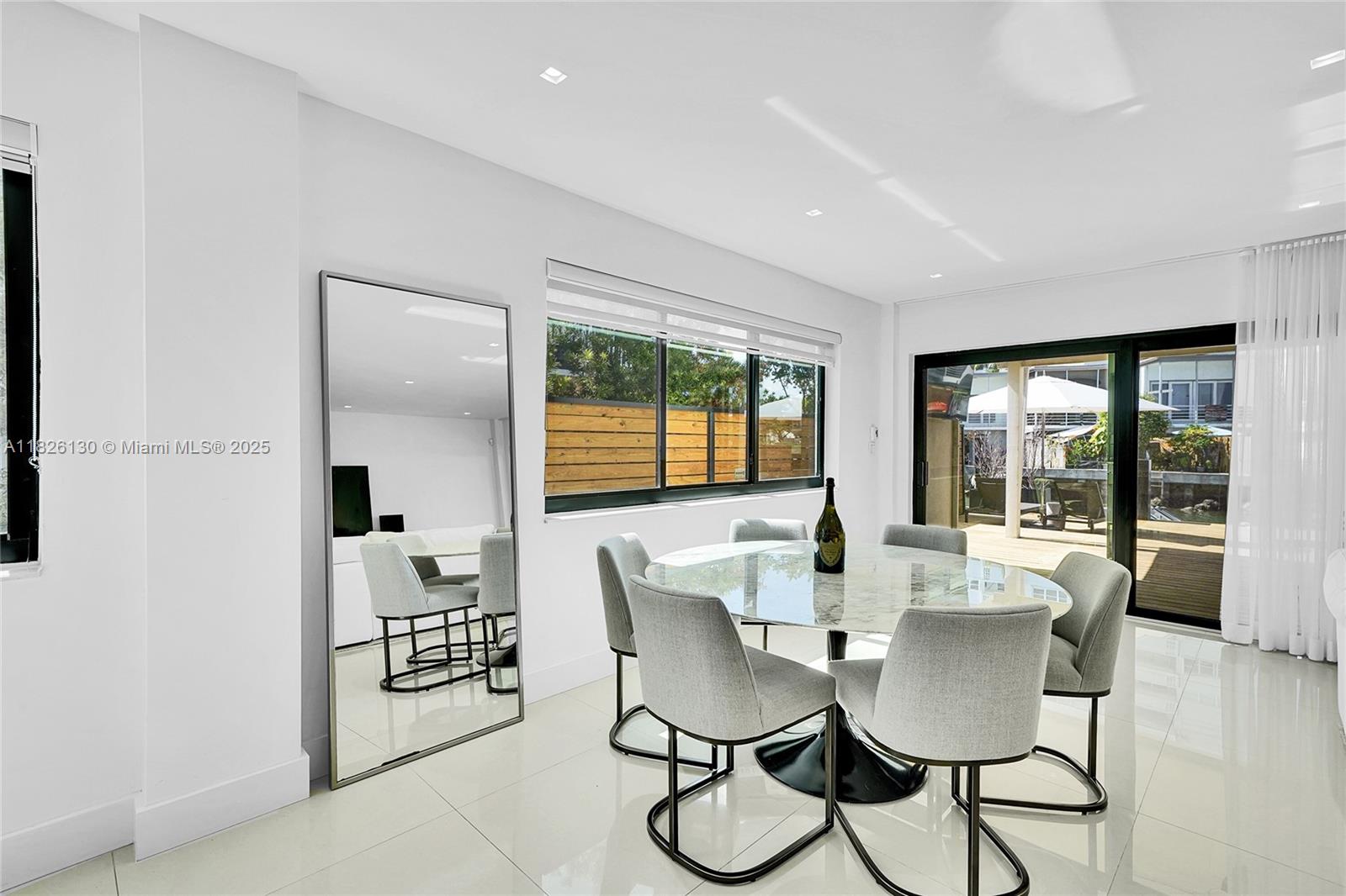 PARK VIEW ISLAND - Residential