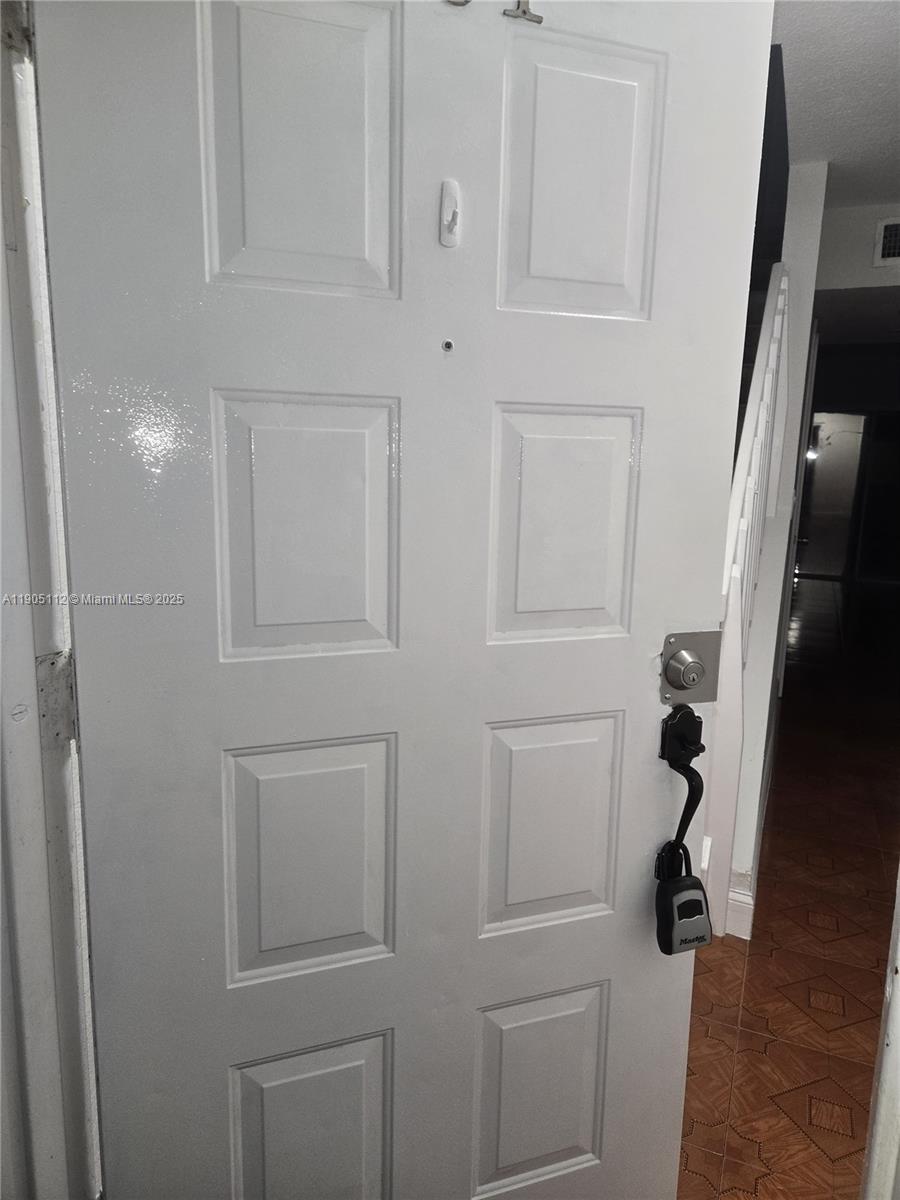 TERRAZAS DEL SOL CONDO - Residential