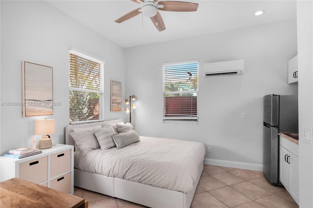 Photo of West Palm Beach, FL 33405 (MLS # A12009088)