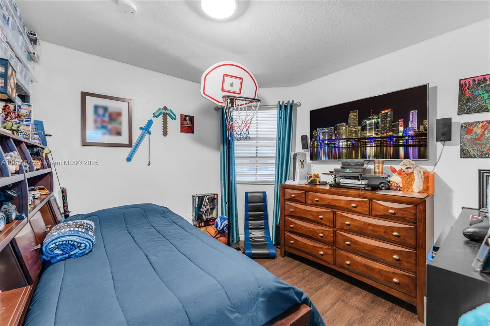 CENTURY PARK CONDO NO 2 - Residential