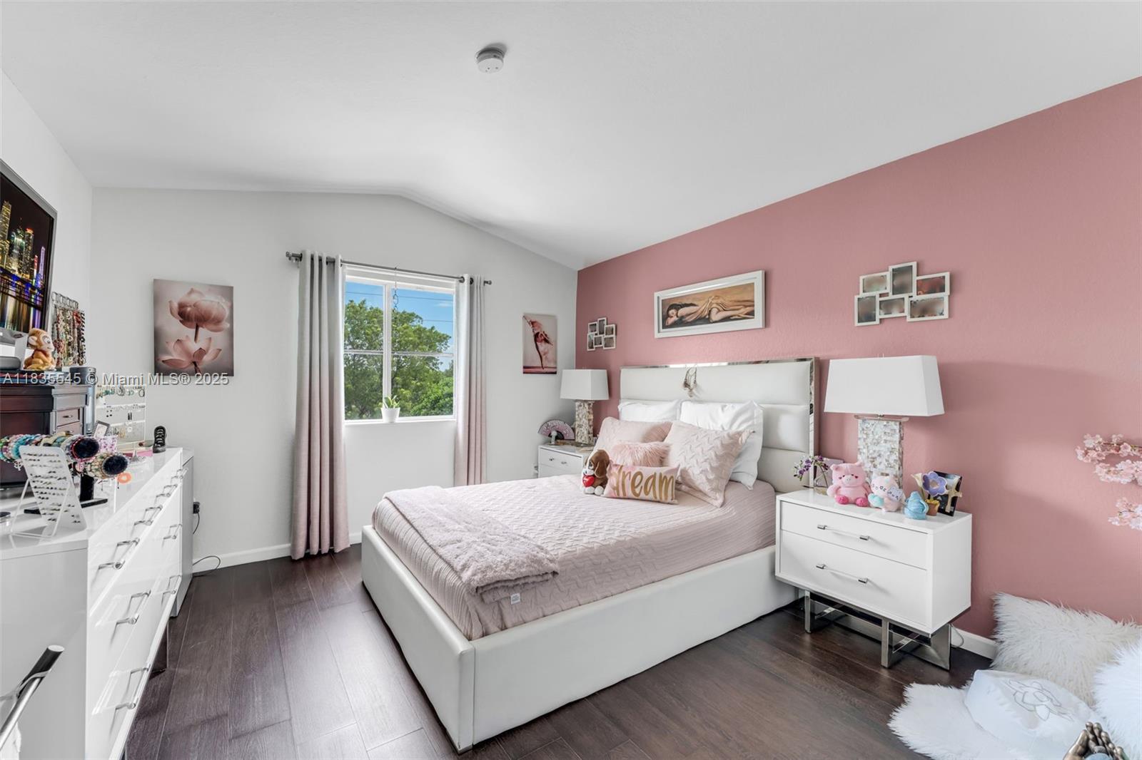 CENTURY PARK CONDO NO 2 - Residential