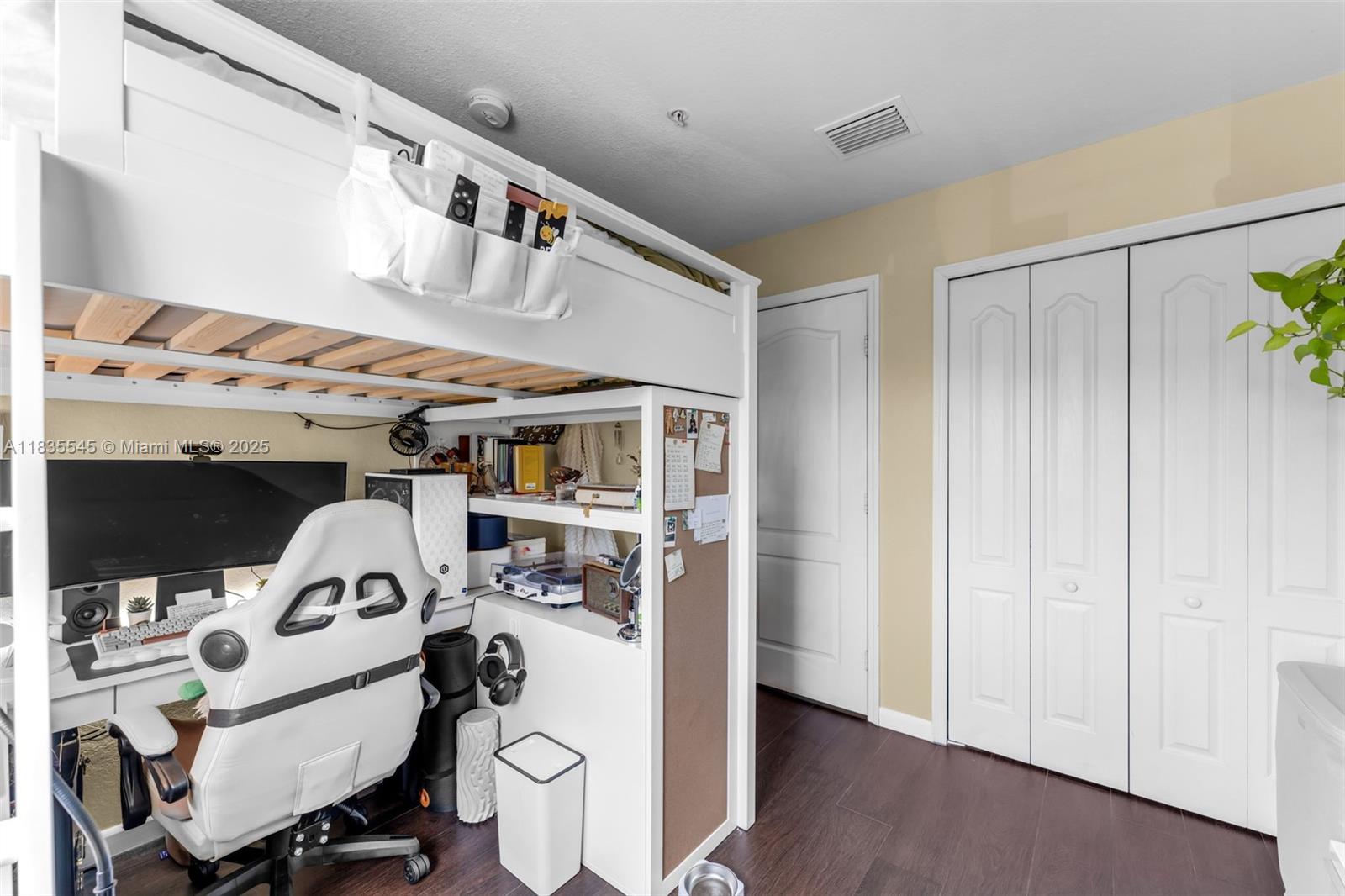 CENTURY PARK CONDO NO 2 - Residential