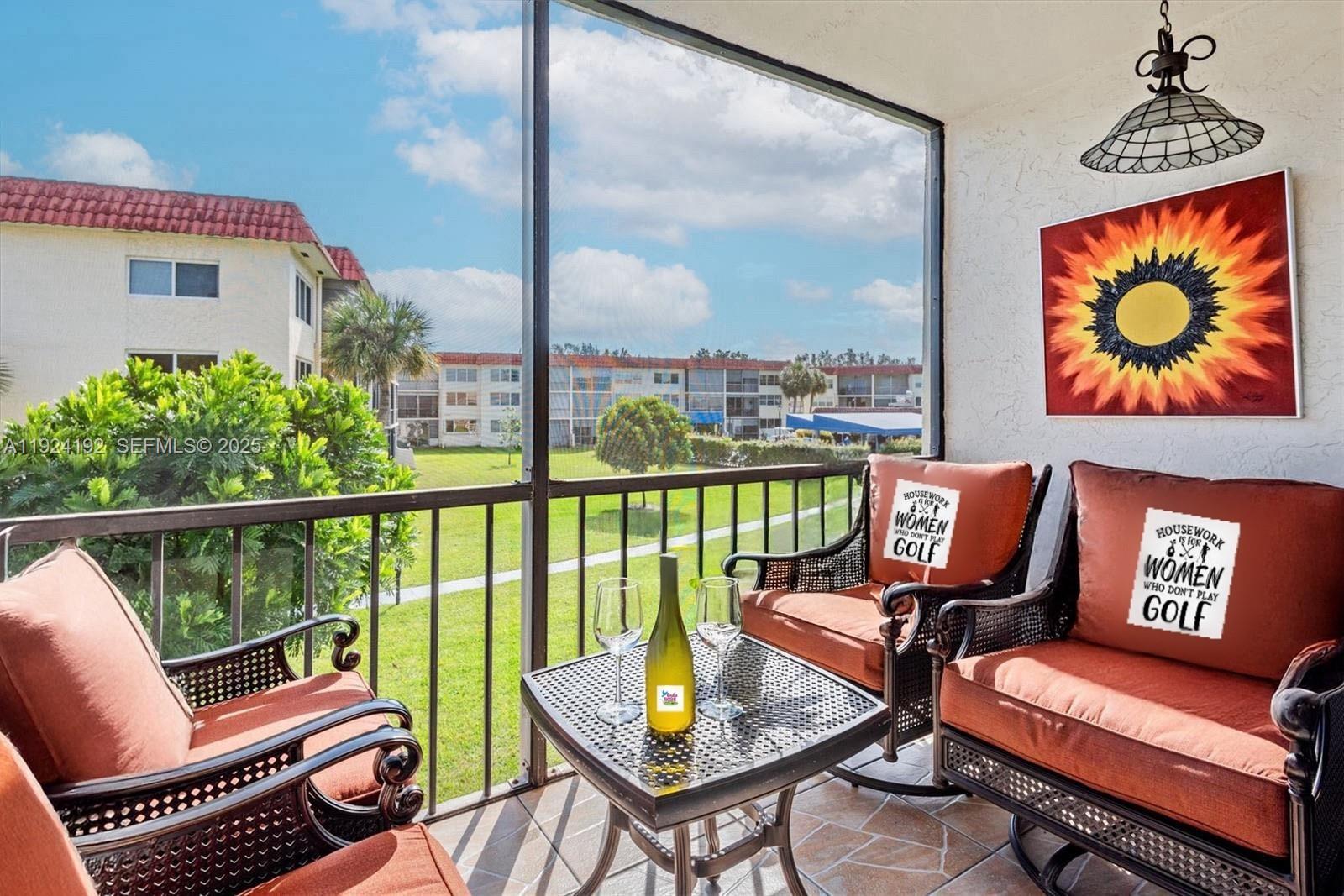 HOLLYBROOK GOLF AND - Residential