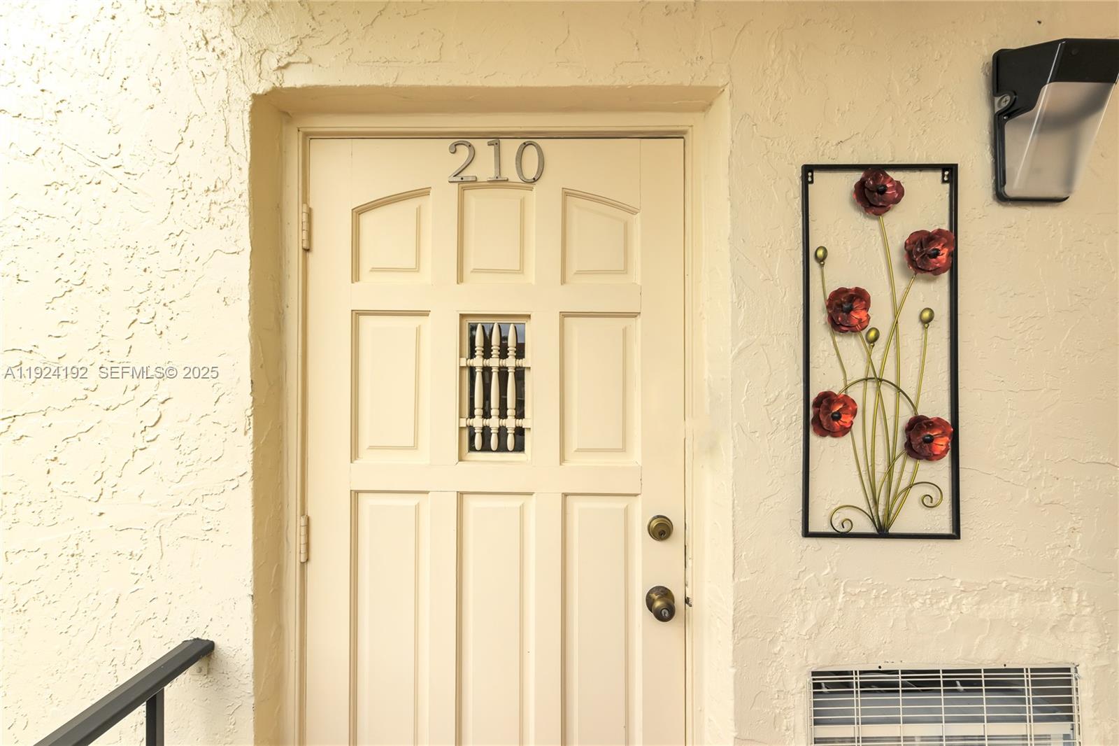 HOLLYBROOK GOLF AND - Residential