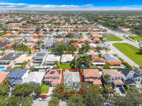 Tiny photo for 8757 NW 139th St, Miami Lakes, FL 33018 (MLS # A12043913)