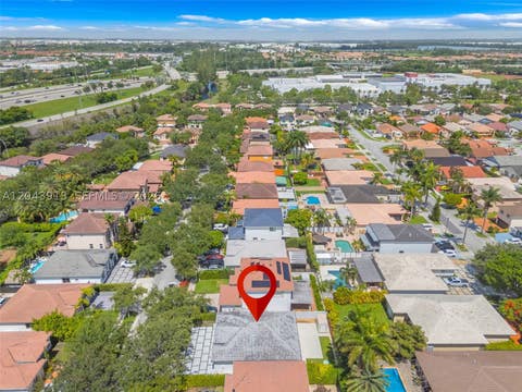 Tiny photo for 8757 NW 139th St, Miami Lakes, FL 33018 (MLS # A12043913)