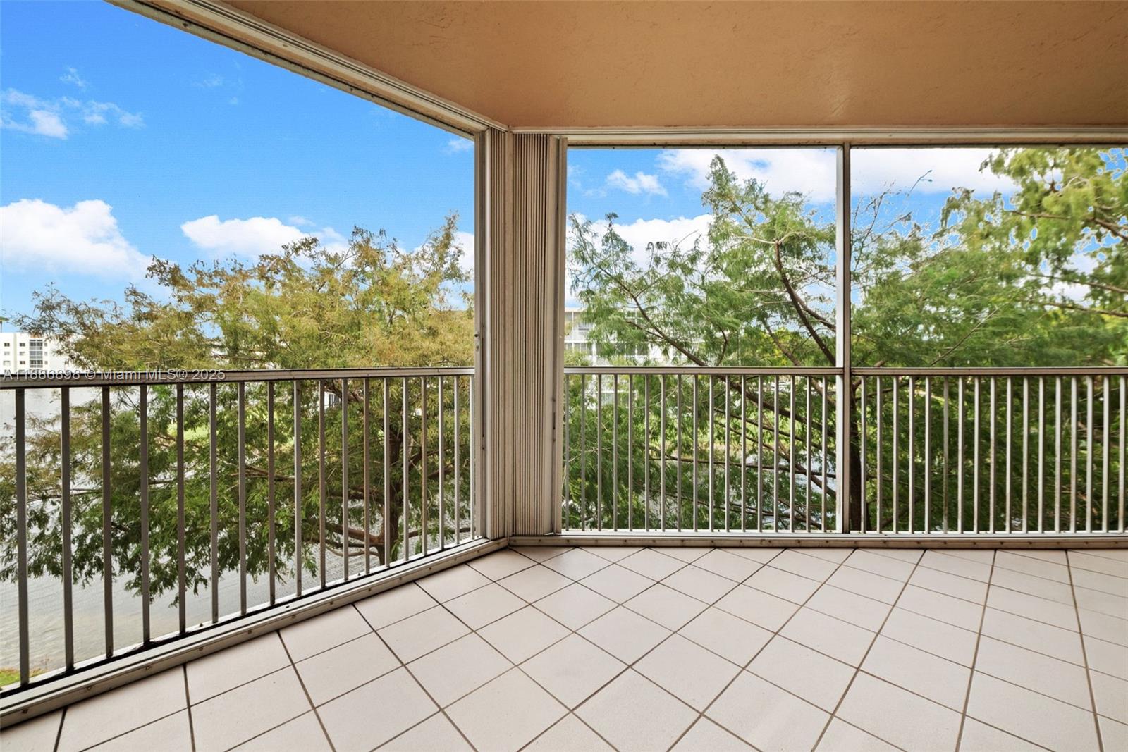 GRANVILLE CONDOMINIUM - Residential