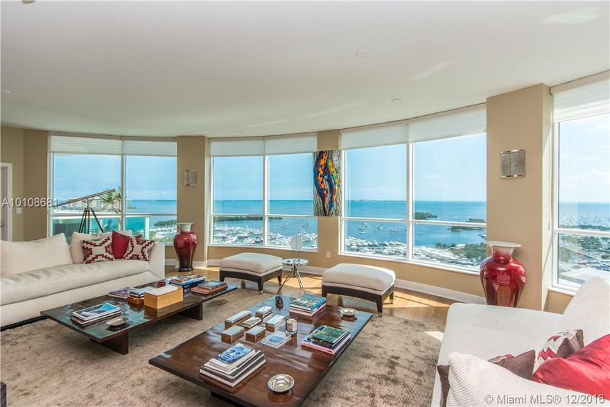 UNIQUE OPPORTUNITY TO OWN ONE OF THE LARGEST UNITS ON THE TRENDY GROVE HILL IN COCONUT GROVE, DRAMATIC 2 UNIT APARTMENT 3BD/5BA, 4,480 SQ FT OVERLOOKING MARINA & BAY 180 DEGREE VIEW. ELEGANT FINISHES, PARQUET FLOORS, ITALIAN KITCHEN & MANY MORE UPGRADES. AMAZING MASTER WITH SPA BATH. ELEGANT BOUTIQUE WITH FULL SERVICE BUILDING: TENNIS COURTS, POOL, GYM, 24 HOUR SECURITY & BEAUTIFUL LARGE GARDENS. 4 PARKING SPACES. MUST SEE!