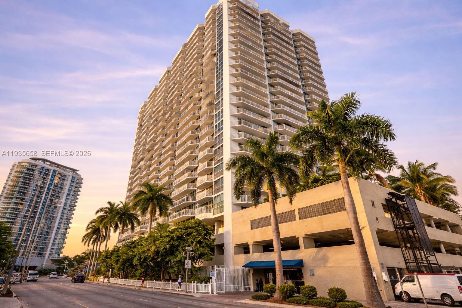 THE GRANDVIEW PALACE COND - Residential