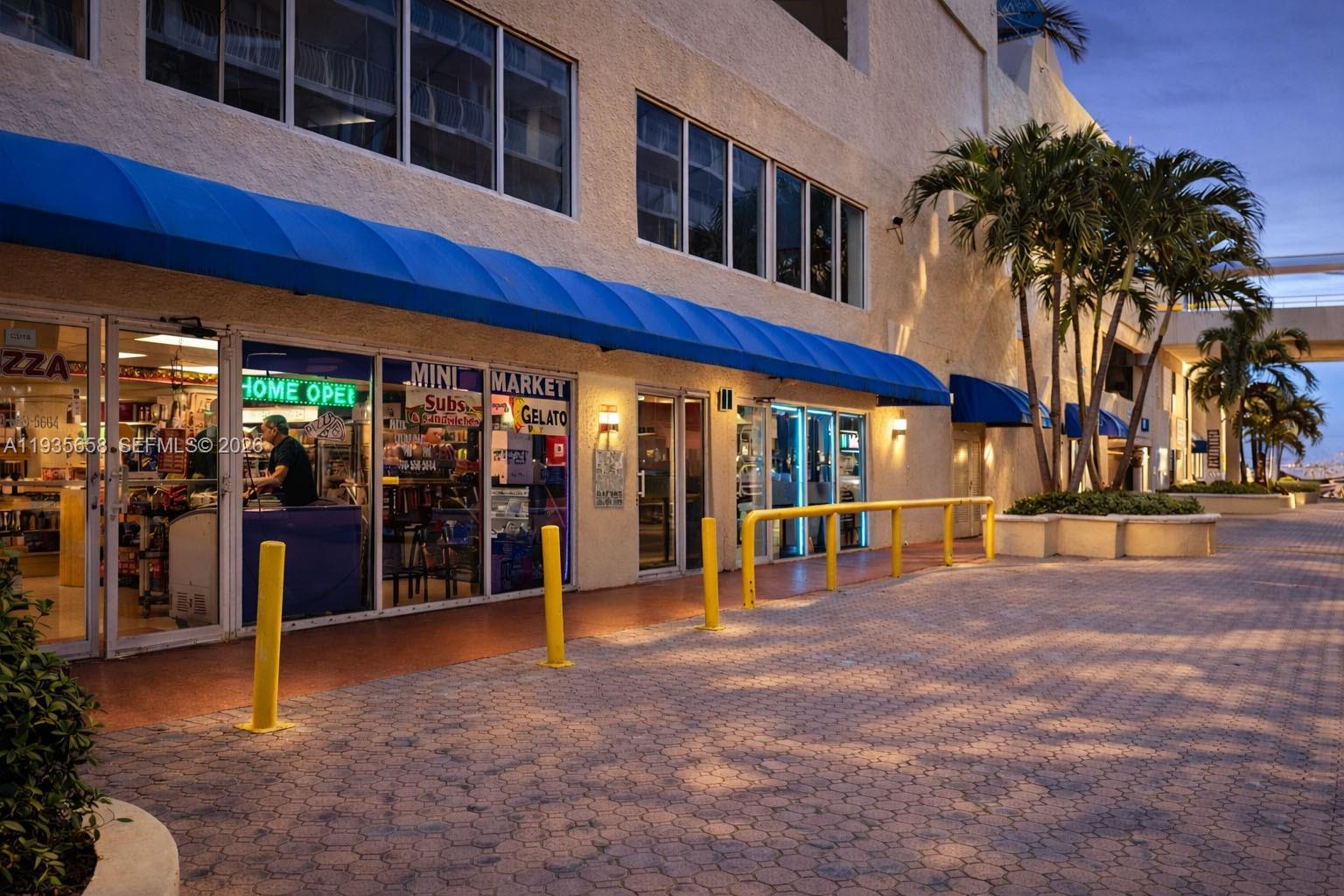 THE GRANDVIEW PALACE COND - Residential