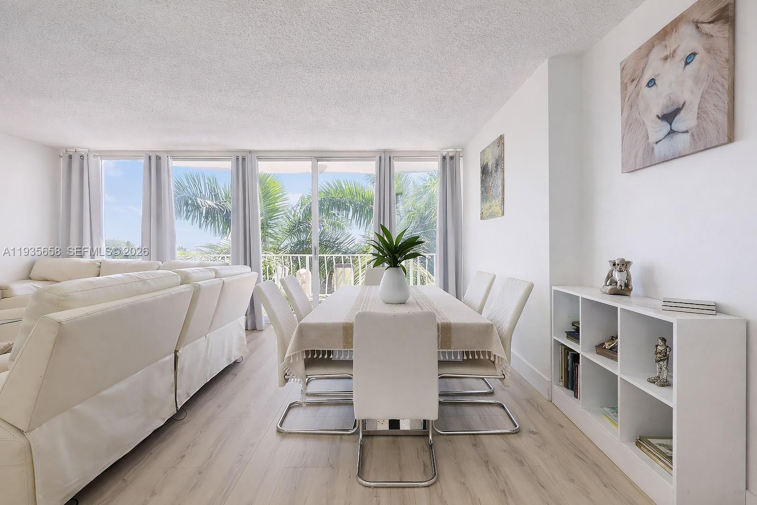 THE GRANDVIEW PALACE COND - Residential